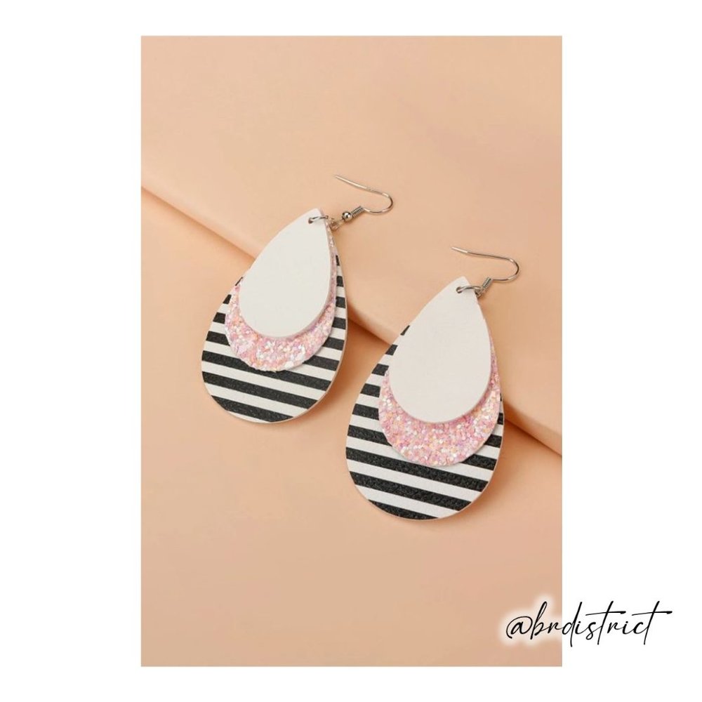 NWT! Striped Raindrop Earring